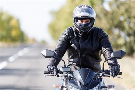 Is it Required to Wear a Motorcycle Helmet in Indiana? - Truitt Law Offices