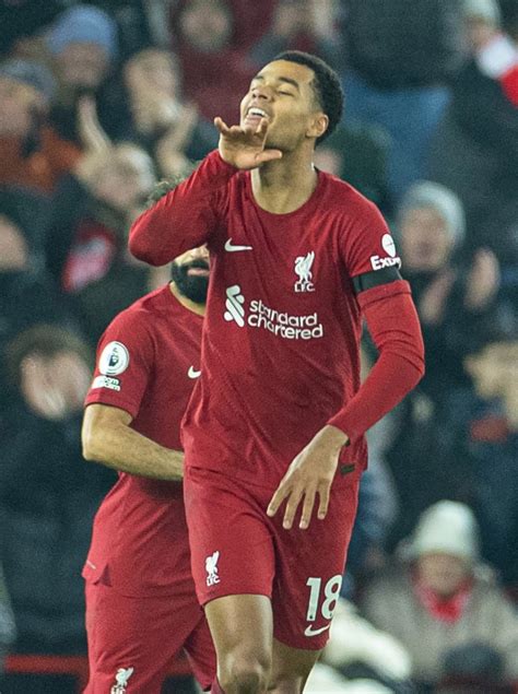 Gakpo copies Van Dijk's celebration as he scores his first Liverpool ...