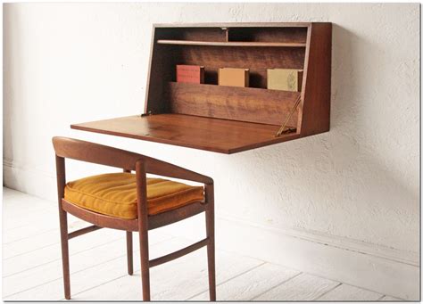100+ Modern Wall Mounted Desk Ideas - The Urban Interior | Mid century desk, Mid century modern ...