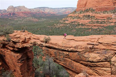 Favorite Sedona Hiking Trails - Hilton Mom Voyage | Arizona hiking ...