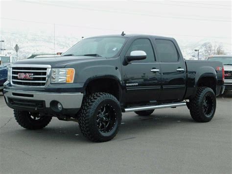 very clean 2012 GMC Sierra 1500 SLE Z71 lifted for sale