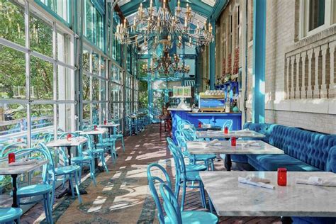 S.A.'s Ocho named one of 'The World's Most Gorgeous Glass Restaurants ...