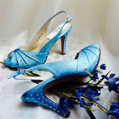 Wedding Shoe's Cinderella Glass Slipper Bride Wedding by norakaren