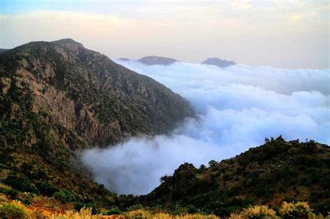 A Look At Jabal Sawda, Known As The Highest Mountain In Saudi Arabia ...