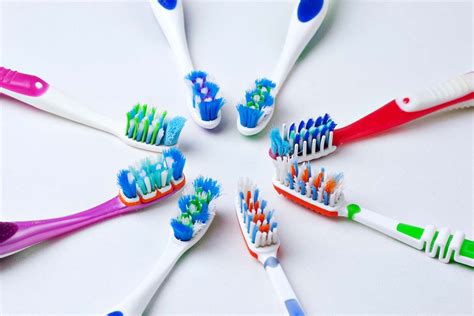 Types of Toothbrushes | General Health Services Texas