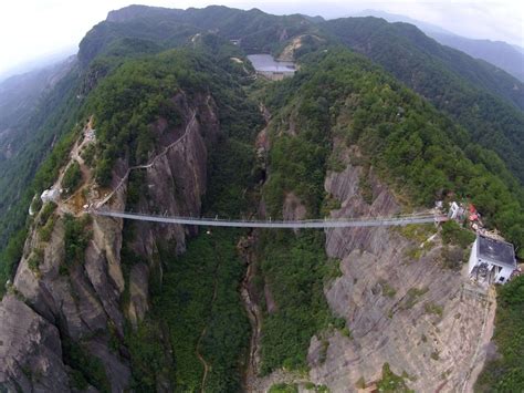 Brave Man's Bridge: A Crack in the History of China's Glass Bridges | Condé Nast Traveler