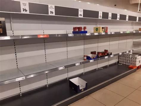 Irish supermarkets have no disruption to deliveries and goods as empty shelves seen in UK ...