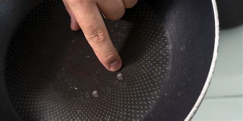 Scratches on Teflon Nonstick Pan May Release Plastic Particles: Study