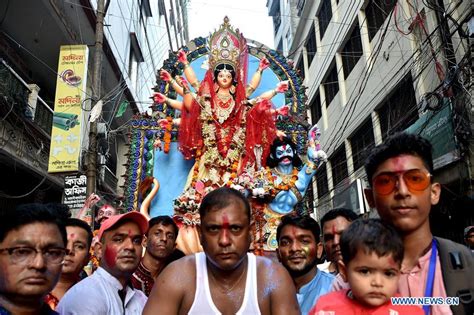 Durga Puja festival held in Dhaka, Bangladesh - Xinhua | English.news.cn