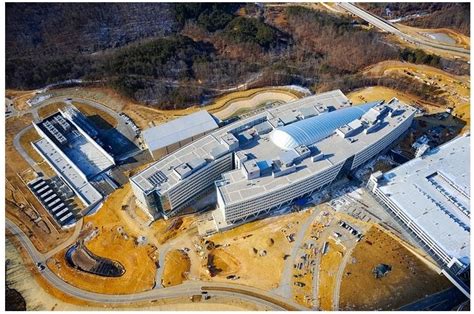 nuqed.com: Look at the Size of That! The National Geospatial Intelligence-Agency's New Building