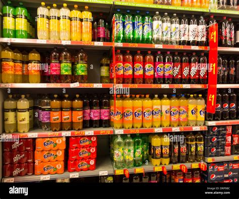 Soft drinks display hi-res stock photography and images - Alamy