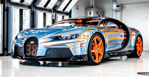 Bugatti Reveals Chiron Super Sport 'Vagues de Lumiere' - Maxim