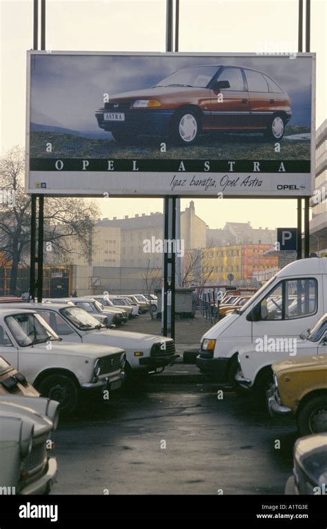 BILLBOARD ADVERTISING OPEL ASTRA CAR IN BUDAPEST 1993 Stock Photo - Alamy