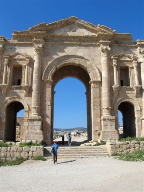 Hadrians Arch in Jerash | Reizen