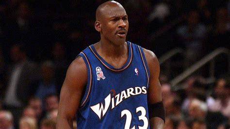 How did Michael Jordan's age change his game: Tracing his strengths and weaknesses post the age ...