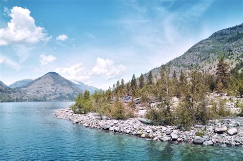 Visit Stehekin: 2022 Travel Guide for Stehekin, Washington | Expedia