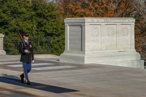 Tomb of the Unknown Soldier | History, Traditions, & Facts | Britannica.com