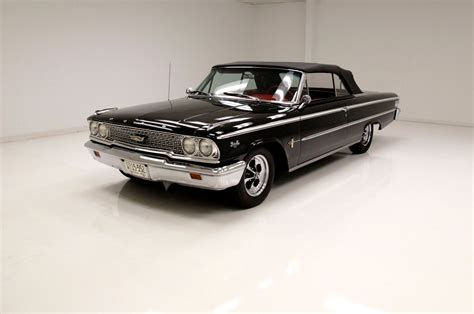 1963 Ford Galaxie 500 | Classic Auto Mall