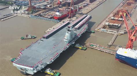 China launches its third "Fujian" aircraft carrier