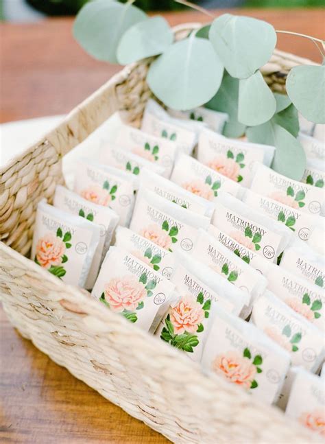 29 Ways to Turn Your Wedding Into a Secret Garden | Floral wedding favors, Spring wedding favors ...