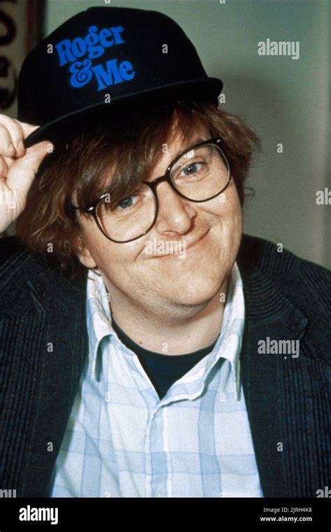 Roger and me michael moore 1989 himself hi-res stock photography and ...