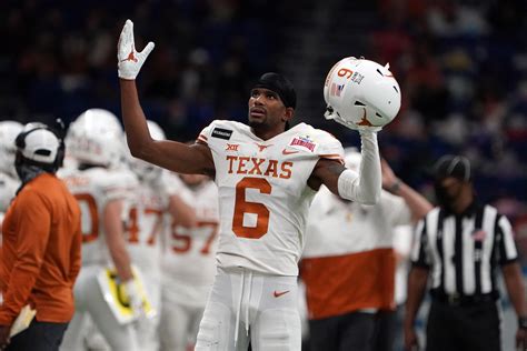 Texas Longhorns Football: Top 10 players heading into the 2021 season