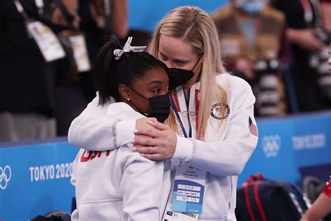 Simone Biles, Coach 'Had a Lot of Tears' in Tokyo amid 'Hell of a Week ...