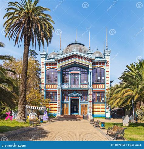 Artequin Museum - Santiago, Chile Editorial Image - Image of colorful, blue: 136875455