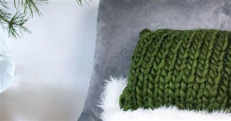 Here's How Chunky Yarn Is Keeping Everyone Warm This Week | Hometalk