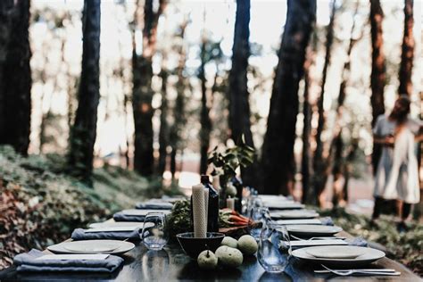 Table set with organic decoration in woods · Free Stock Photo