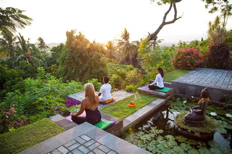 10 Best Yoga Retreats in Bali - Best Places to Practice Yoga in Bali ...