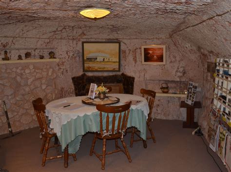 Coober Pedy's underground home with indoor pool is a rare gem