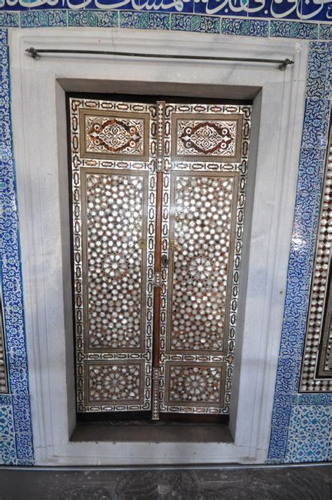 Beautiful decorated door and Iznik tiles - Topkapi Palace | Flickr