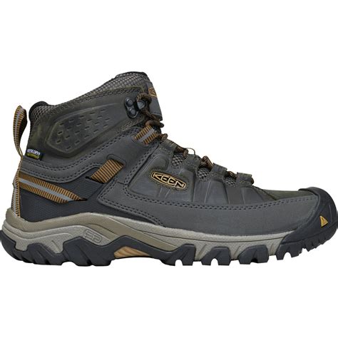 best hiking boots with wide toe box 2024 - www.hikingfeet.com