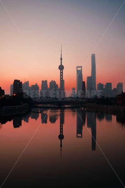 Shanghai skyscraper silhouette – Songquan Photography