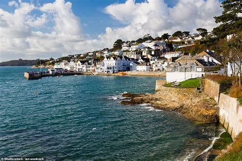 Britain’s best and worst seaside locations named with St Mawes in Cornwall top and Skegness ...