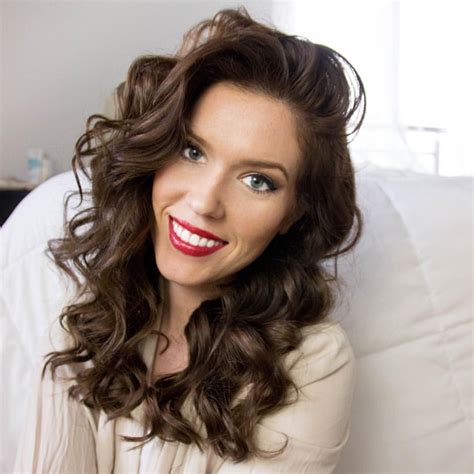 Brown Hair and Red Lipstick | Fashion | Blush And Ivy Lip Crayons, Red ...