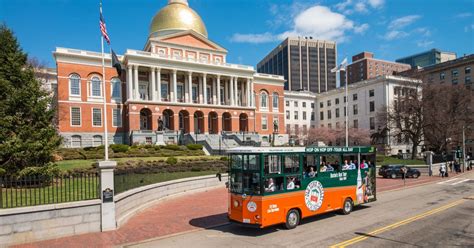 Boston: Hop-On/Hop-Off-Trolley-Tour in der Altstadt | GetYourGuide