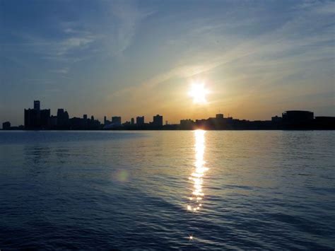 Downtown sunset from Belle Isle. | Downtown, Belle isle, Sunset