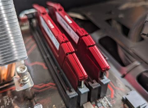 How to Install RAM in Your Desktop PC - Make Tech Easier