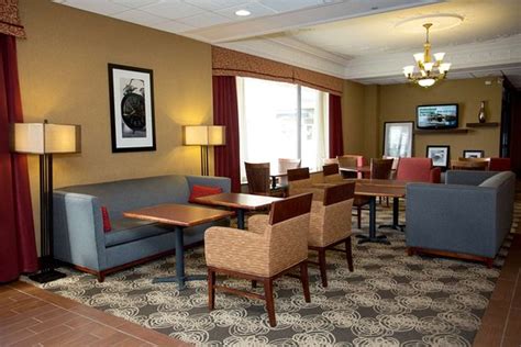 Hampton Inn Freeport $107 ($̶1̶1̶9̶) - UPDATED 2018 Prices & Hotel ...