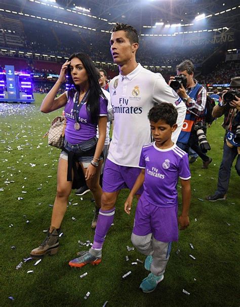 Footballer Family Photos: Candid Moments On The Pitch