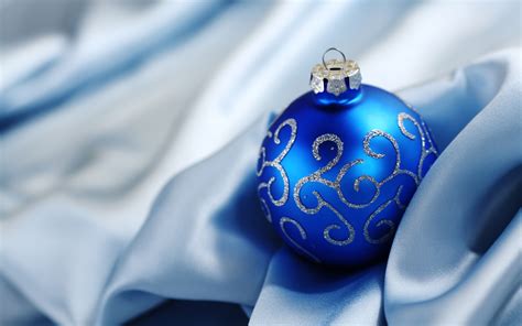 Blue Christmas Ornament wallpaper | 1920x1200 | #26243