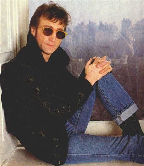 John Lennon- 1980 : r/OldSchoolCool