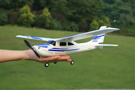 Good Beginner plane!2.4G Micro parkflyer 182 rc plane model electric RTF-in RC Airplanes from ...