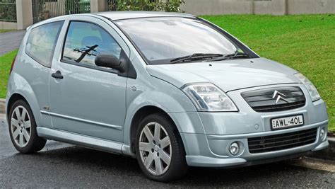 File:2004-2006 Citroën C2 VTR hatchback (2011-04-28) 01.jpg - Wikimedia Commons