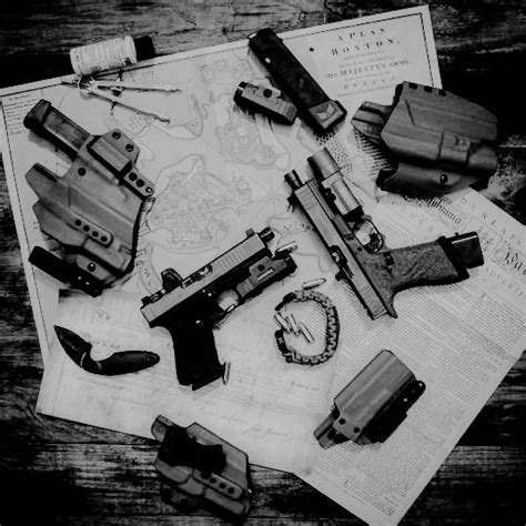 Pin by Lionslies on ♡ inspiration ♡ | Guns, Character aesthetic, Uncharted