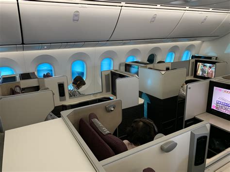 Review: Japan Airlines B787-8 Business Class - SamChui.com