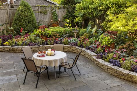 Beautiful Shade Garden Ideas for a Lush Oasis | Proven Winners