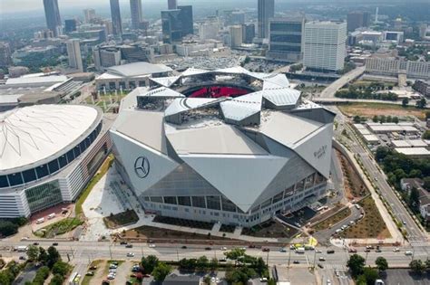 Estádio Mercedes é a nova atracção em Atlanta - Notícias - Aquela Máquina